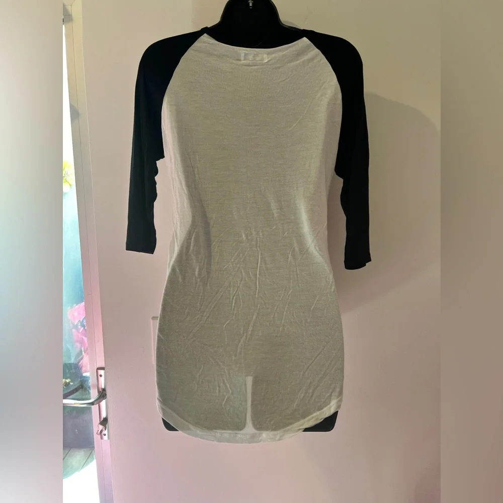 Lauren Moshi Black & White Skull Baseball T-Shirt Sz. S *NICE* MSRP: $110+tax - Picture 3 of 6